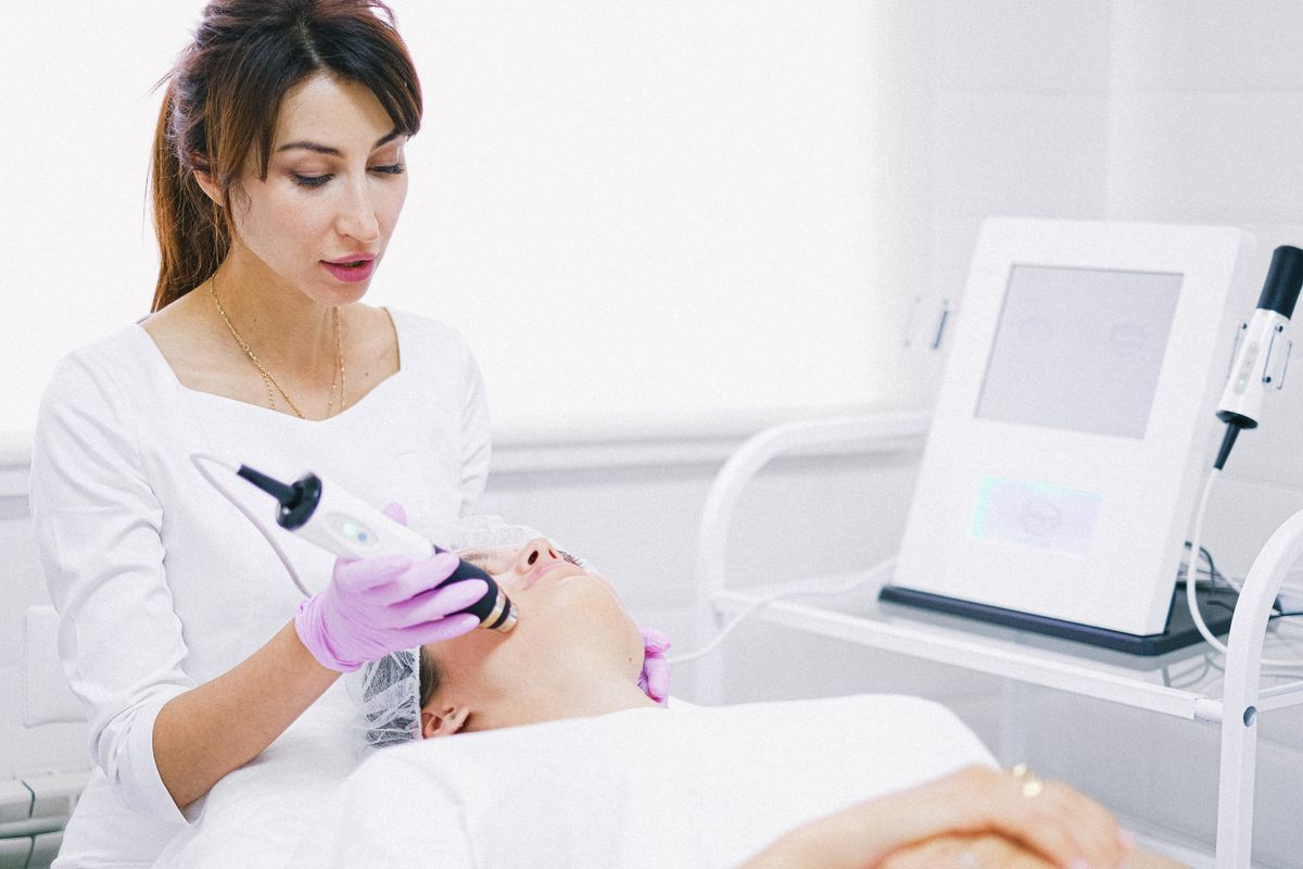 Aesthetic clinic laser treatment